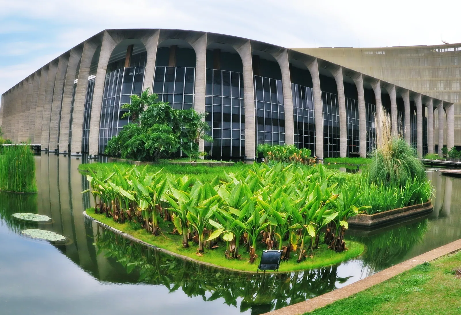 Vista externa do Palácio do Itamaraty, em Brasília.