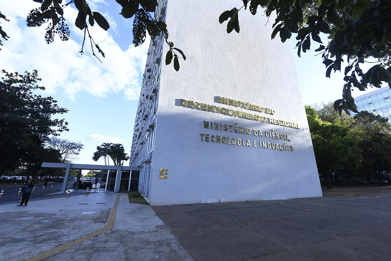 "2022" Esplanada dos Ministérios. Foto de arquivo (2022). Registro de contexto, não do acontecimento atual.