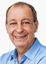 Foto oficial de urna de Omar Aziz