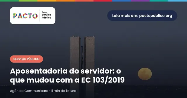 Fachada do Congresso Nacional em Brasília à noite, com as cúpulas da Câmara e do Senado e as duas torres iluminadas