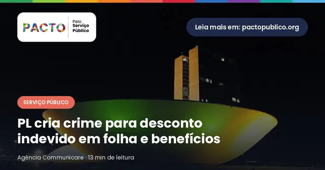 Cúpula da Câmara dos Deputados iluminada, no Palácio do Congresso Nacional, em Brasília